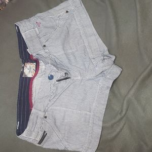 American Eagle Short shorts blue and white stripes.